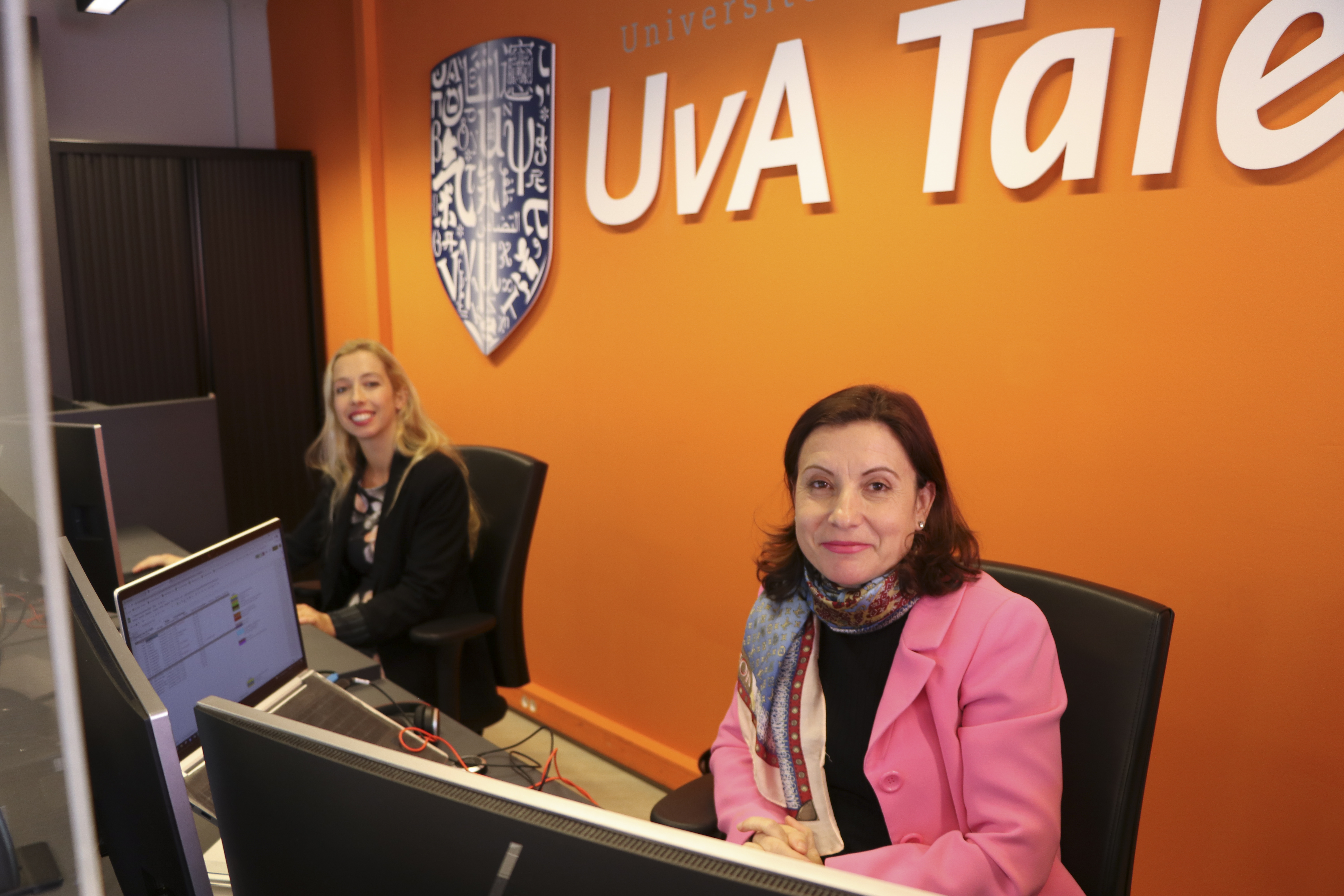 Re-opening information desk UvA Talen